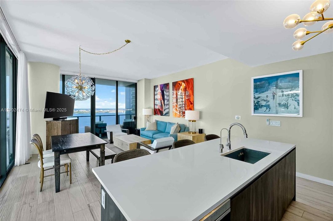 Active With Contract: $12,000 (3 beds, 3 baths, 1650 Square Feet)