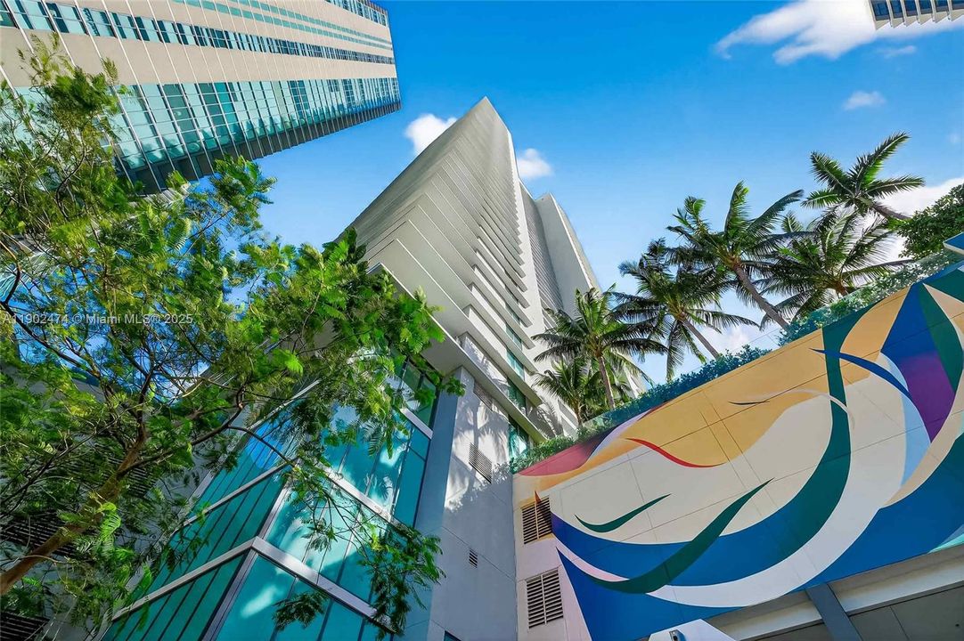 Active With Contract: $12,000 (3 beds, 3 baths, 1650 Square Feet)