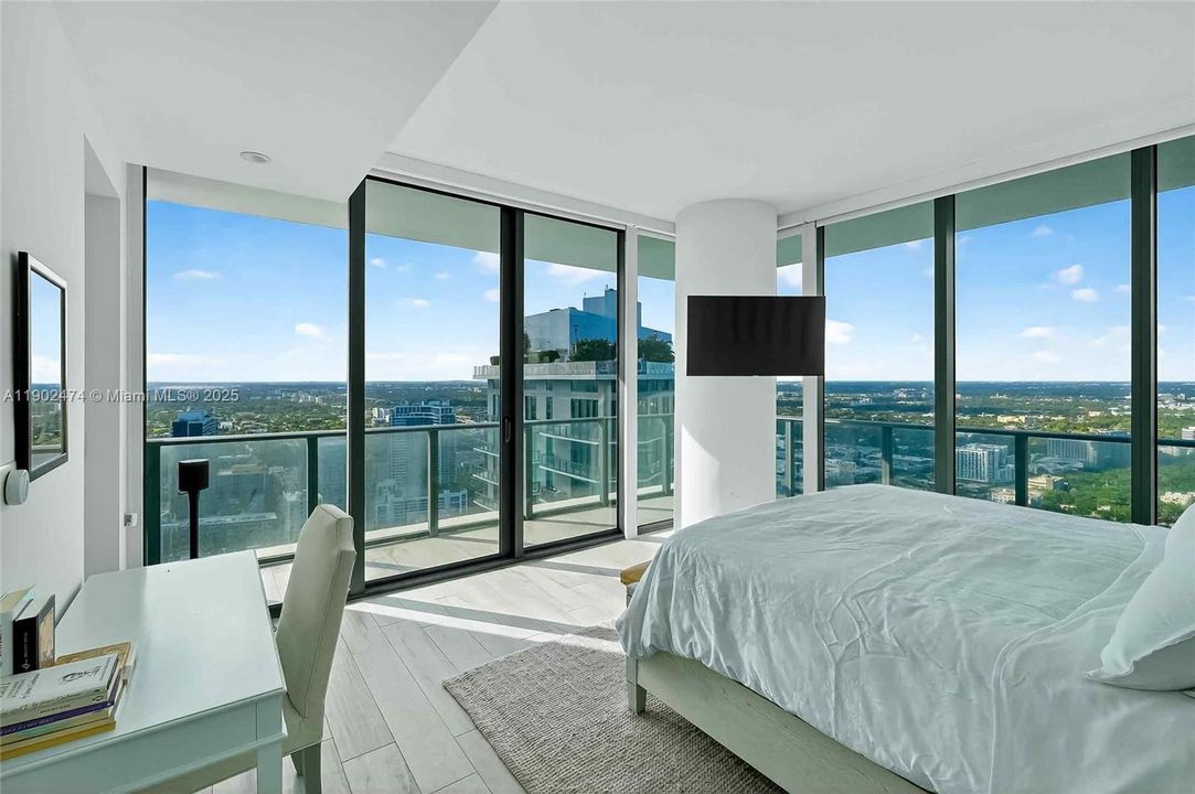 Active With Contract: $12,000 (3 beds, 3 baths, 1650 Square Feet)