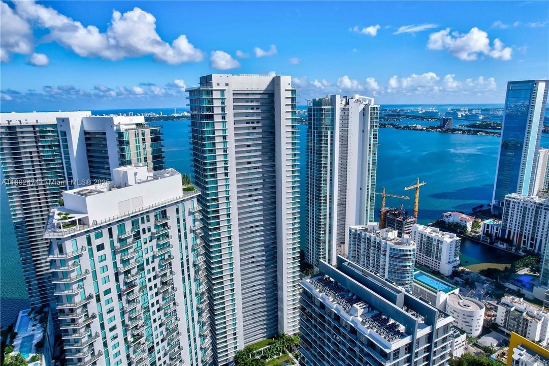 Active With Contract: $12,000 (3 beds, 3 baths, 1650 Square Feet)