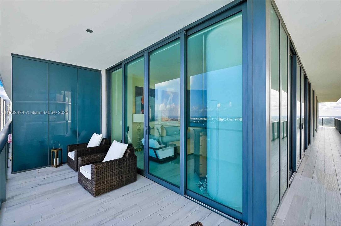 Active With Contract: $12,000 (3 beds, 3 baths, 1650 Square Feet)