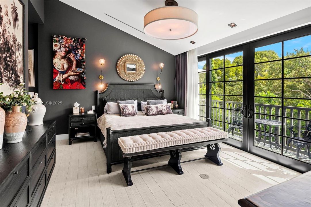 For Sale: $7,500,000 (4 beds, 4 baths, 3579 Square Feet)