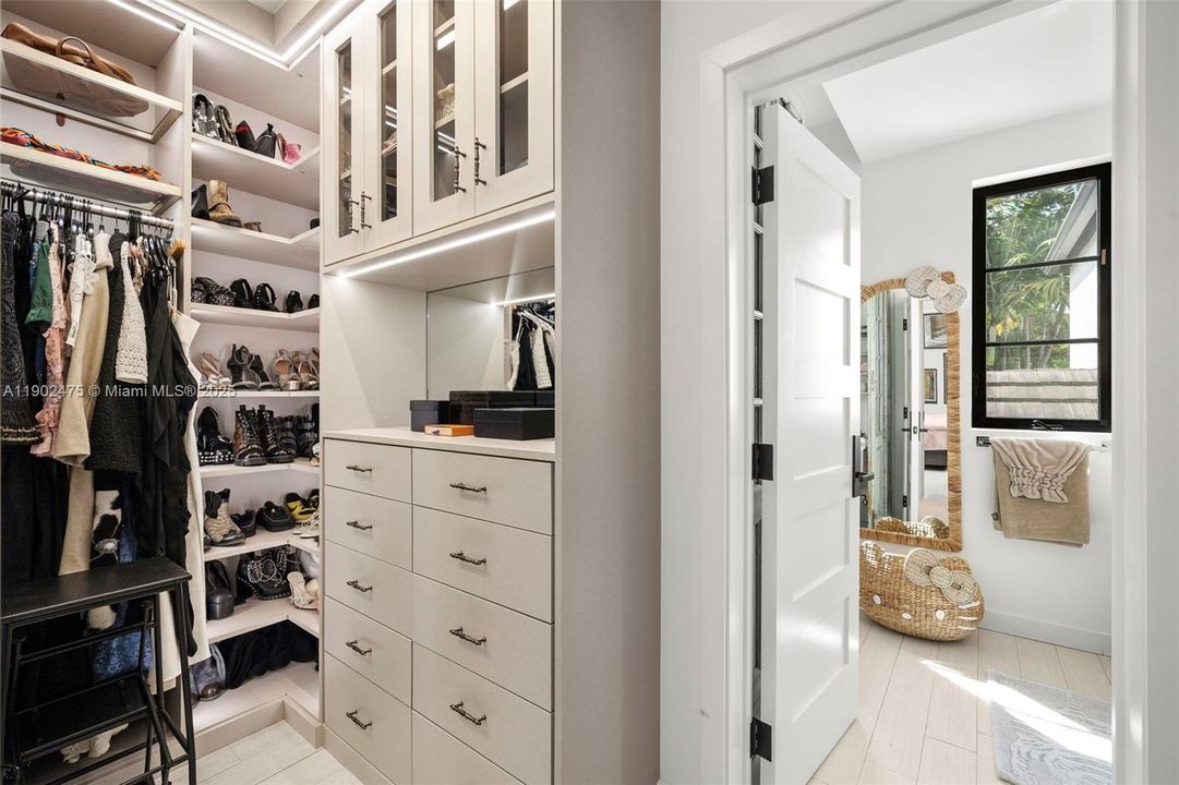 For Sale: $7,500,000 (4 beds, 4 baths, 3579 Square Feet)