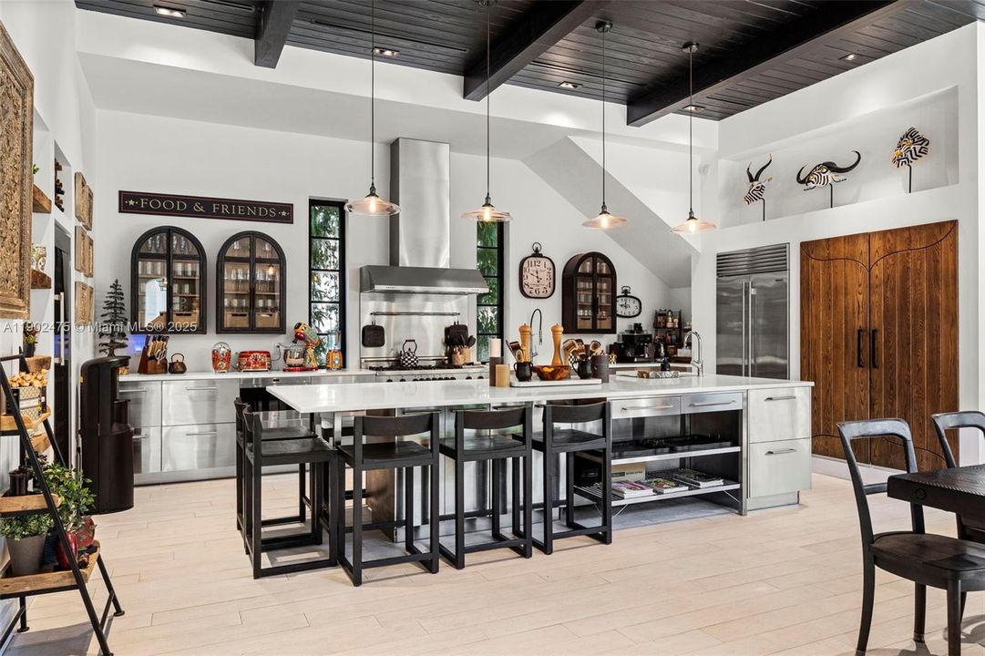 For Sale: $7,500,000 (4 beds, 4 baths, 3579 Square Feet)