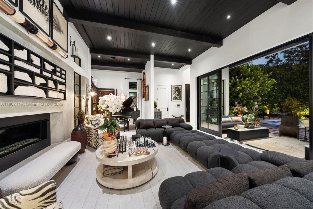 For Sale: $7,500,000 (4 beds, 4 baths, 3579 Square Feet)