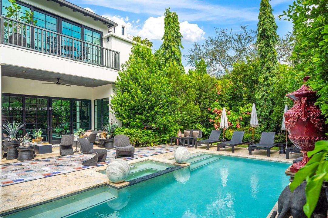 For Sale: $7,500,000 (4 beds, 4 baths, 3579 Square Feet)