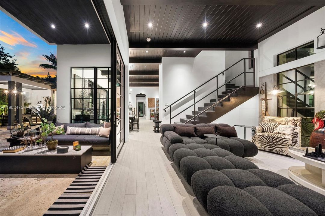 For Sale: $7,500,000 (4 beds, 4 baths, 3579 Square Feet)