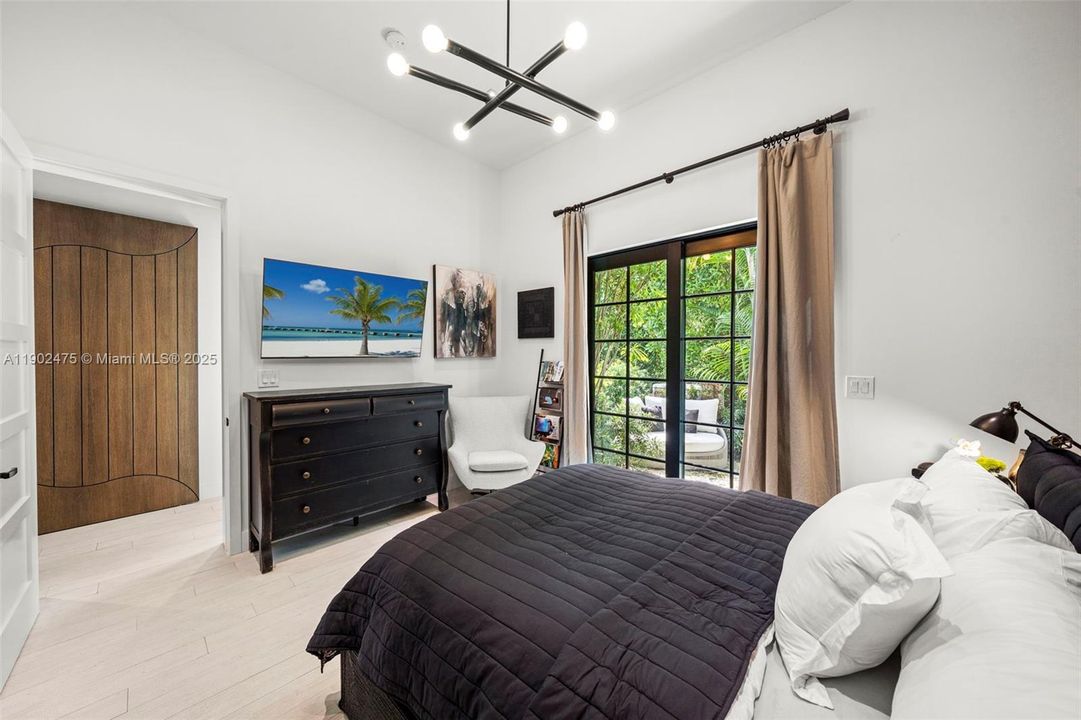 For Sale: $7,500,000 (4 beds, 4 baths, 3579 Square Feet)