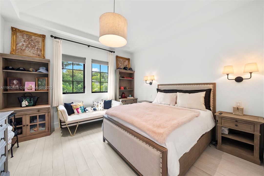 For Sale: $7,500,000 (4 beds, 4 baths, 3579 Square Feet)