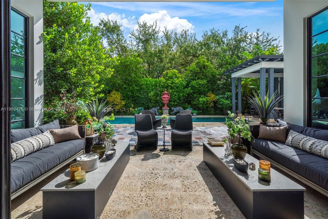 For Sale: $7,500,000 (4 beds, 4 baths, 3579 Square Feet)