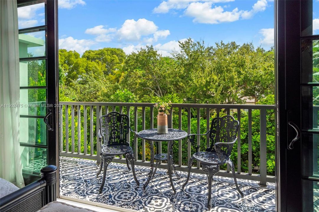 For Sale: $7,500,000 (4 beds, 4 baths, 3579 Square Feet)