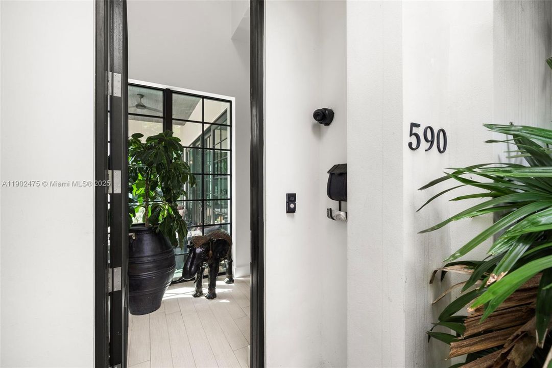 For Sale: $7,500,000 (4 beds, 4 baths, 3579 Square Feet)