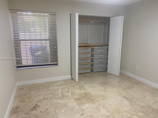 For Rent: $4,500 (3 beds, 3 baths, 2019 Square Feet)