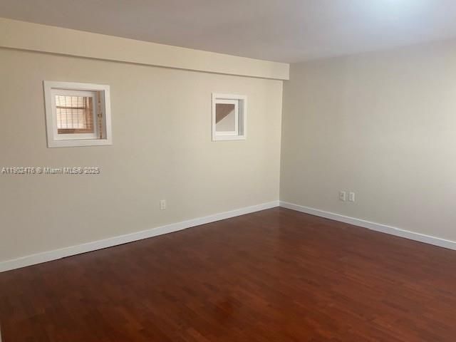 For Rent: $4,500 (3 beds, 3 baths, 2019 Square Feet)