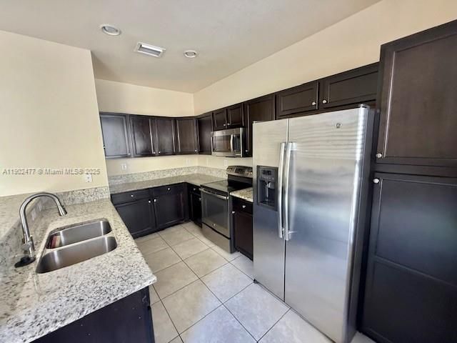 For Rent: $3,200 (4 beds, 3 baths, 2312 Square Feet)