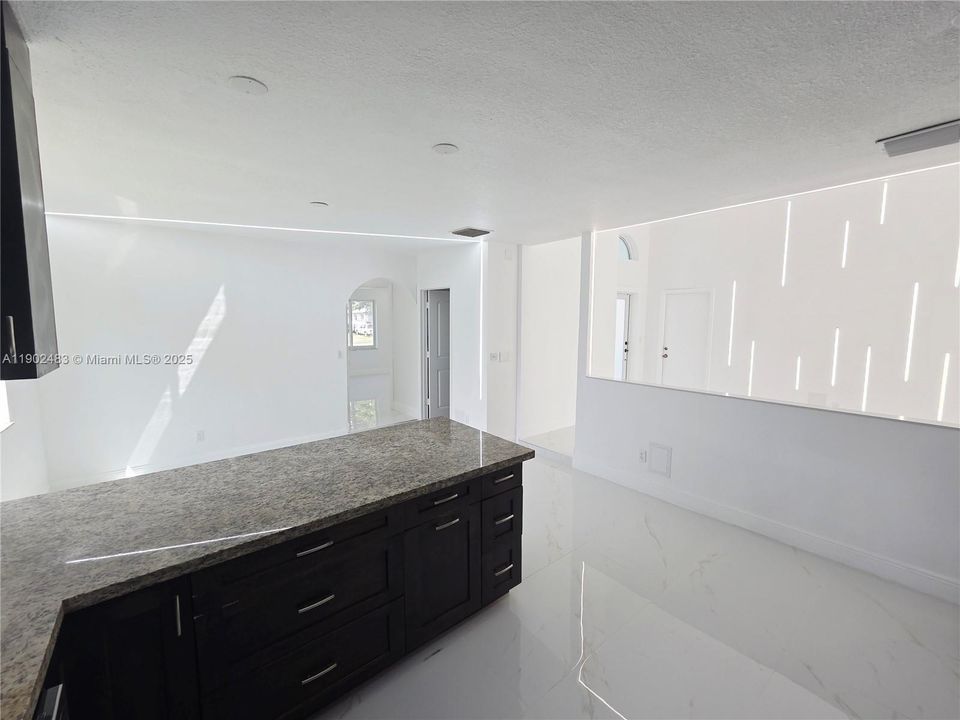 Recently Rented: $4,300 (4 beds, 3 baths, 1863 Square Feet)