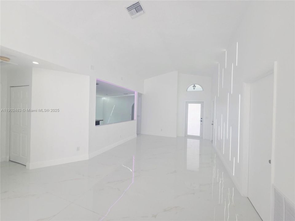 Recently Rented: $4,300 (4 beds, 3 baths, 1863 Square Feet)