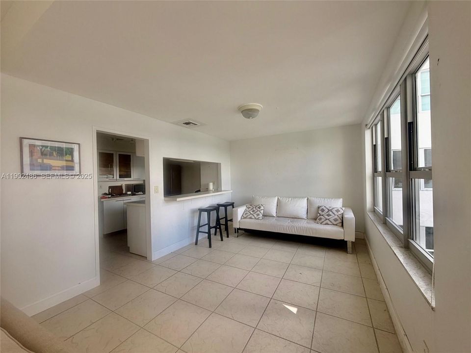 En Venta: $547,000 (1 camas, 1 baños, 1150 Pies cuadrados)