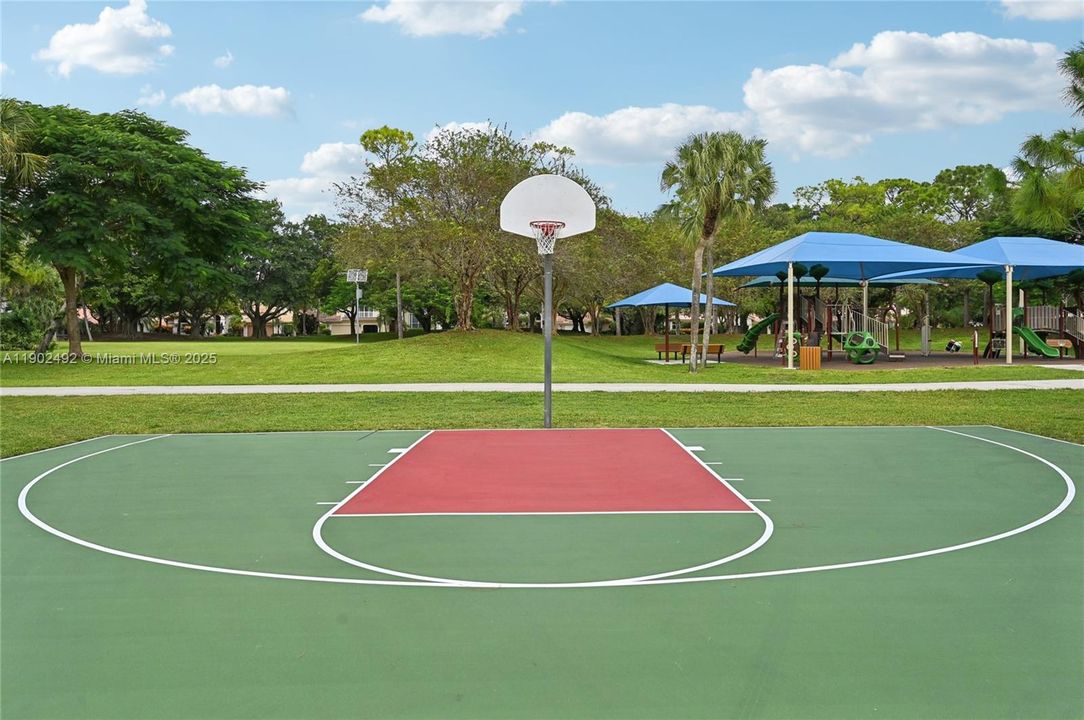 На продажу: $1,425,000 (5 спален, 3 ванн, 3222 Квадратных фут)