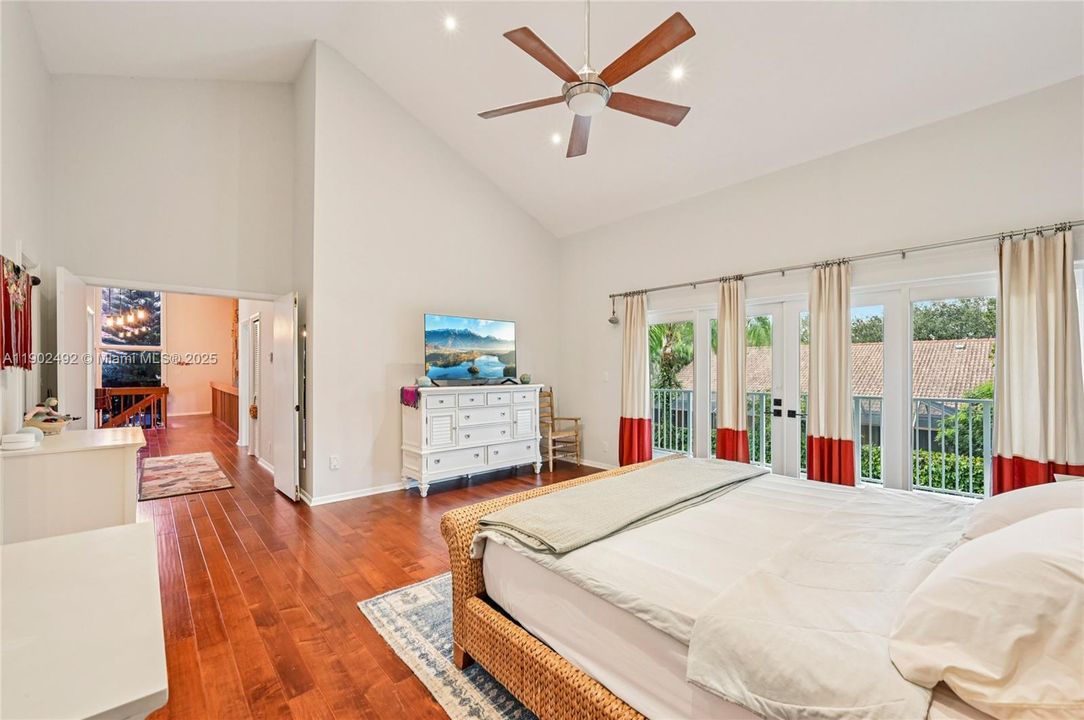 На продажу: $1,425,000 (5 спален, 3 ванн, 3222 Квадратных фут)