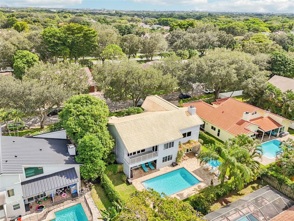 На продажу: $1,425,000 (5 спален, 3 ванн, 3222 Квадратных фут)