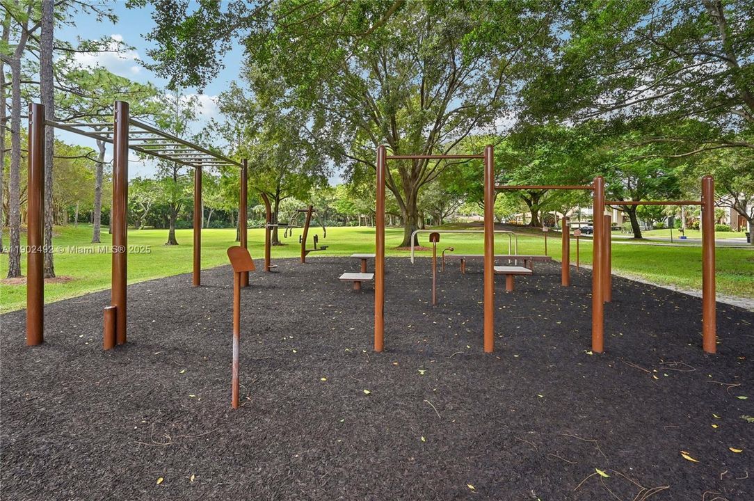 На продажу: $1,425,000 (5 спален, 3 ванн, 3222 Квадратных фут)