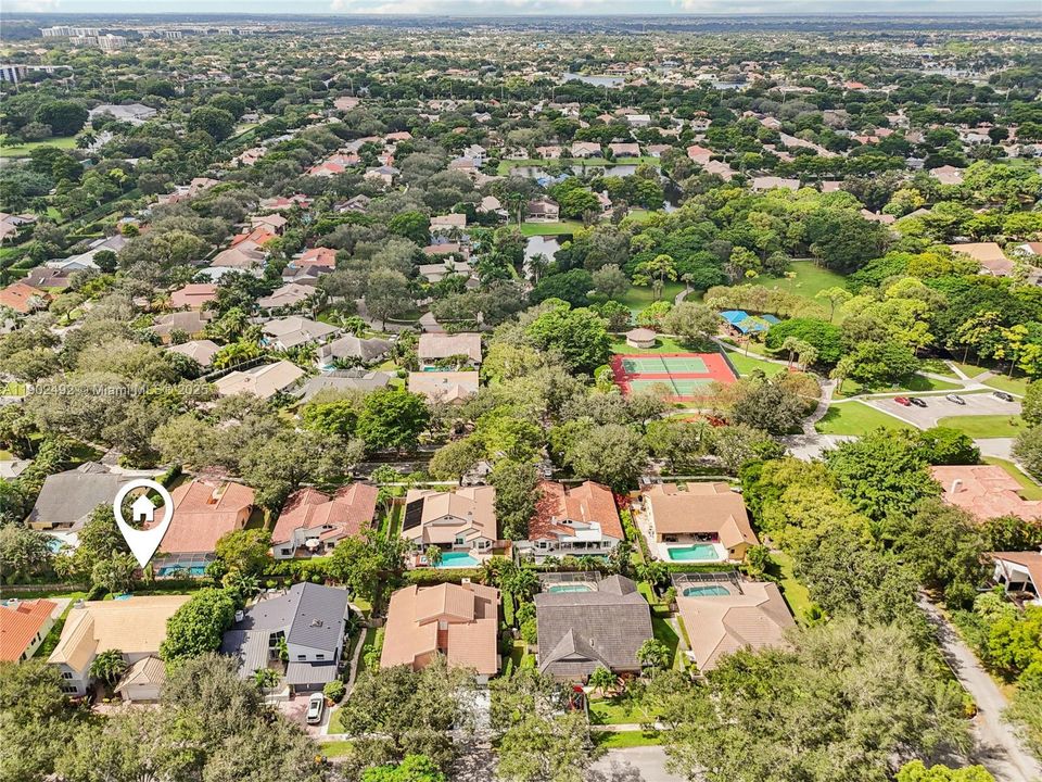 На продажу: $1,425,000 (5 спален, 3 ванн, 3222 Квадратных фут)