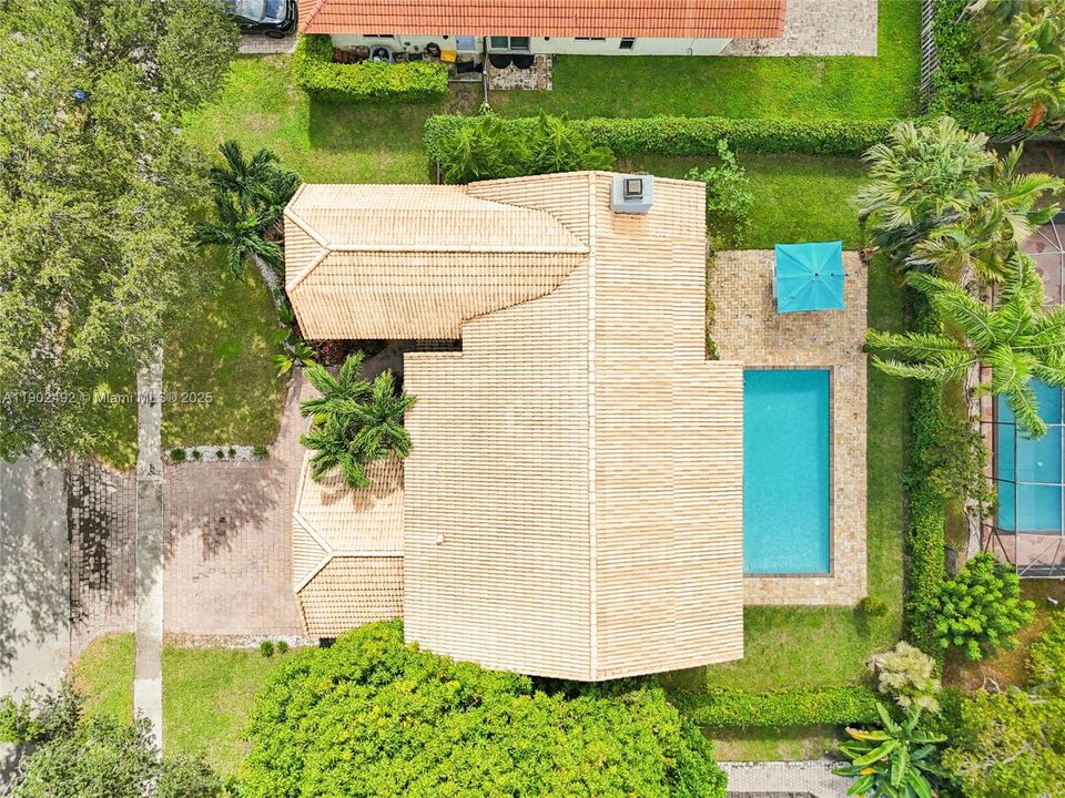 На продажу: $1,425,000 (5 спален, 3 ванн, 3222 Квадратных фут)