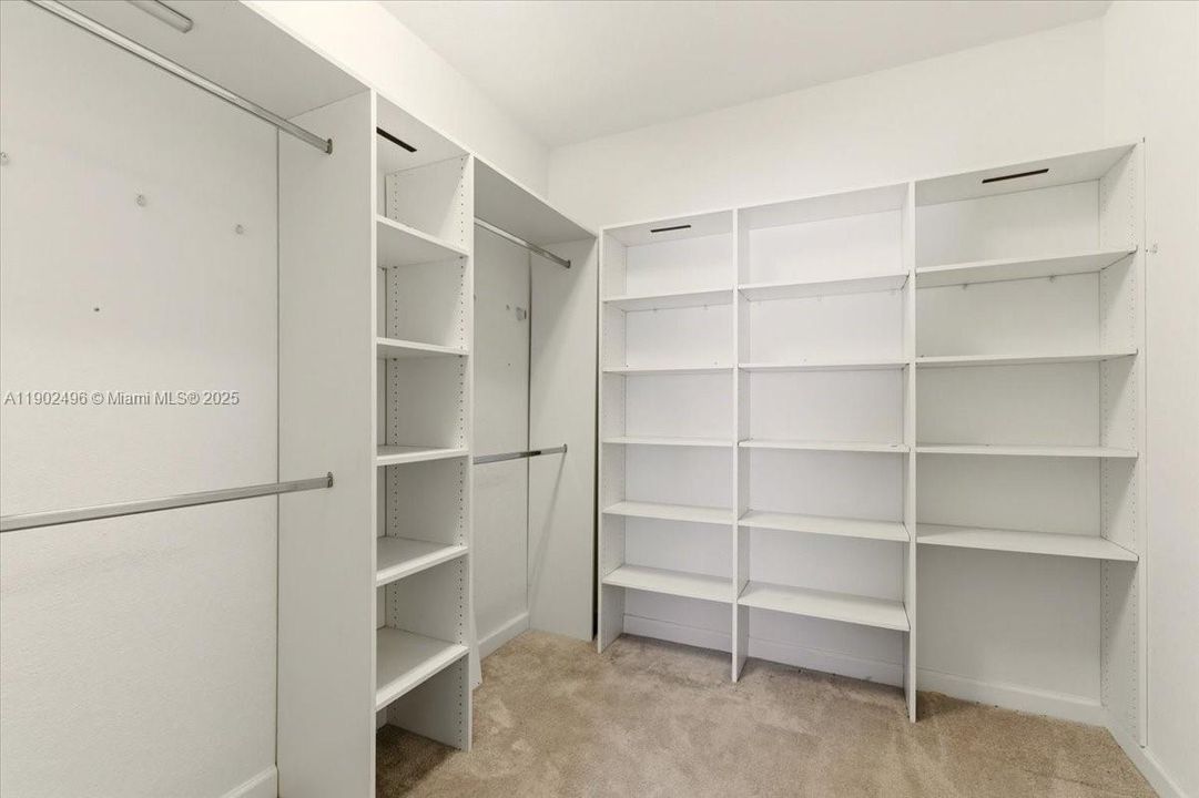 En Venta: $550,000 (3 camas, 2 baños, 1695 Pies cuadrados)