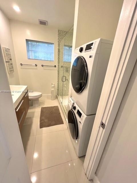 For Rent: $2,900 (2 beds, 1 baths, 1100 Square Feet)