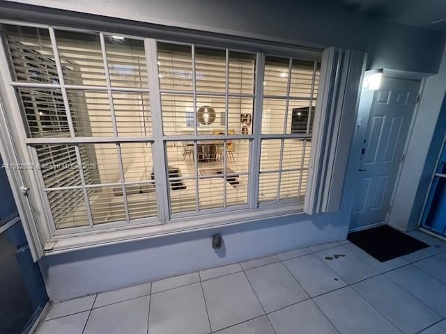 For Rent: $2,900 (2 beds, 1 baths, 1100 Square Feet)