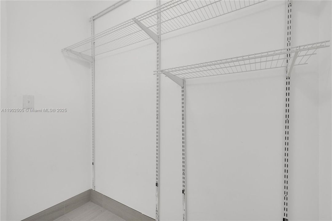 出租: $1,650 (1 贝兹, 1 浴室, 495 平方英尺)