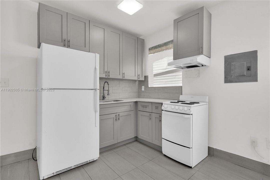 出租: $1,650 (1 贝兹, 1 浴室, 495 平方英尺)