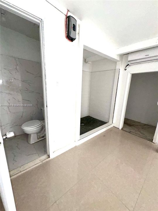 Недавно арендовано: $1,450 (0 спален, 1 ванн, 180 Квадратных фут)