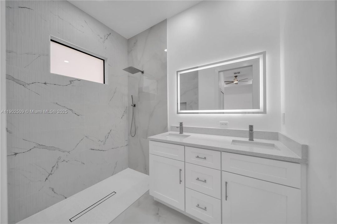 待售: $389,000 (3 贝兹, 2 浴室, 1569 平方英尺)