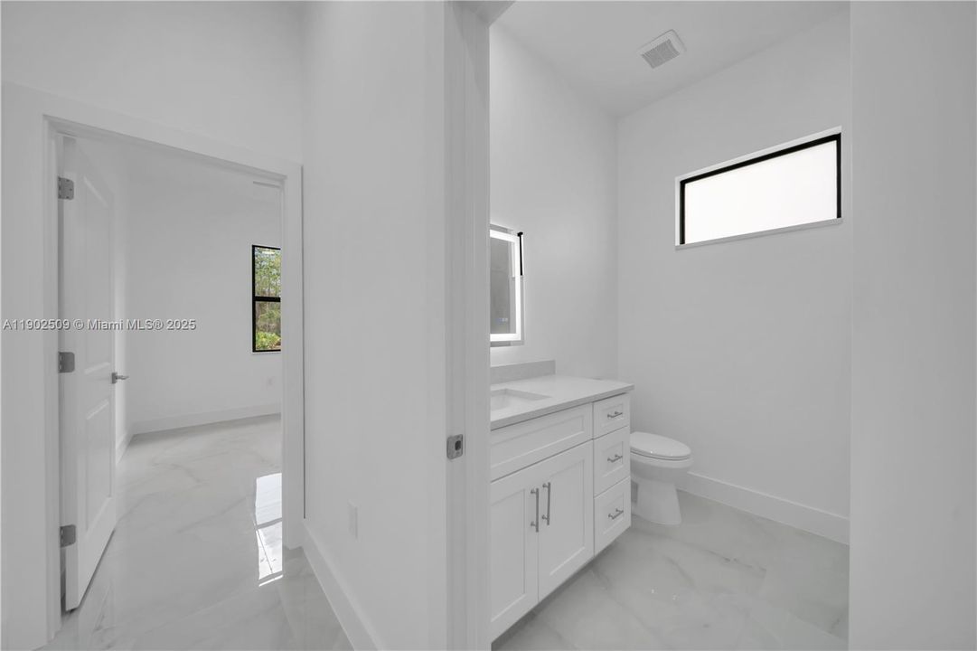 待售: $389,000 (3 贝兹, 2 浴室, 1569 平方英尺)