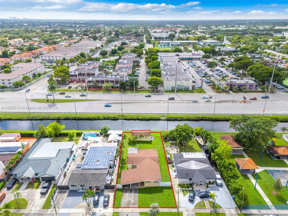 待售: $800,000 (3 贝兹, 3 浴室, 1743 平方英尺)