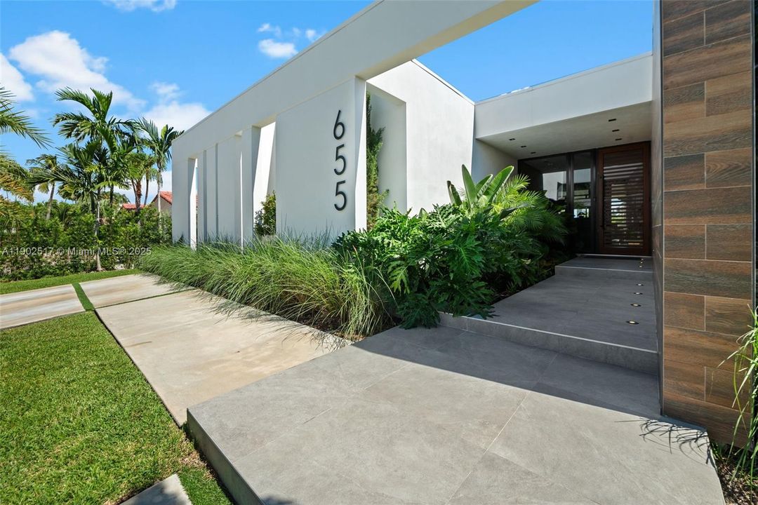 En Renta: $31,500 (4 camas, 5 baños, 4453 Pies cuadrados)