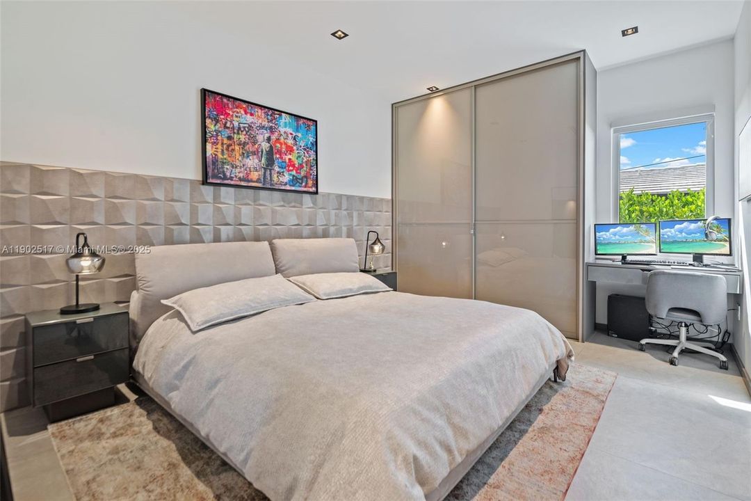 En Renta: $31,500 (4 camas, 5 baños, 4453 Pies cuadrados)