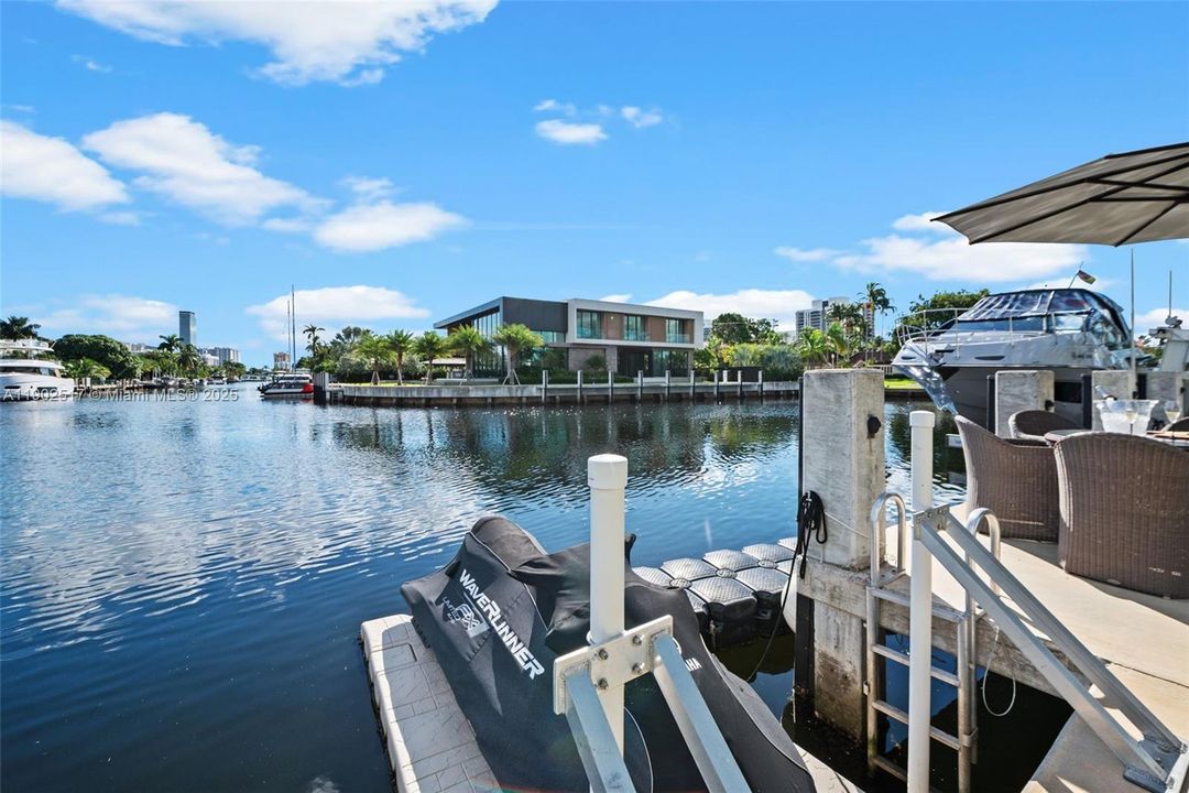 En Renta: $31,500 (4 camas, 5 baños, 4453 Pies cuadrados)