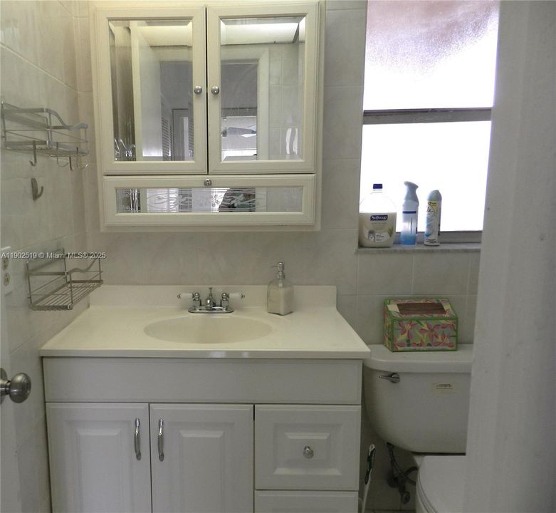 Activo con contrato: $62,000 (1 camas, 1 baños, 640 Pies cuadrados)