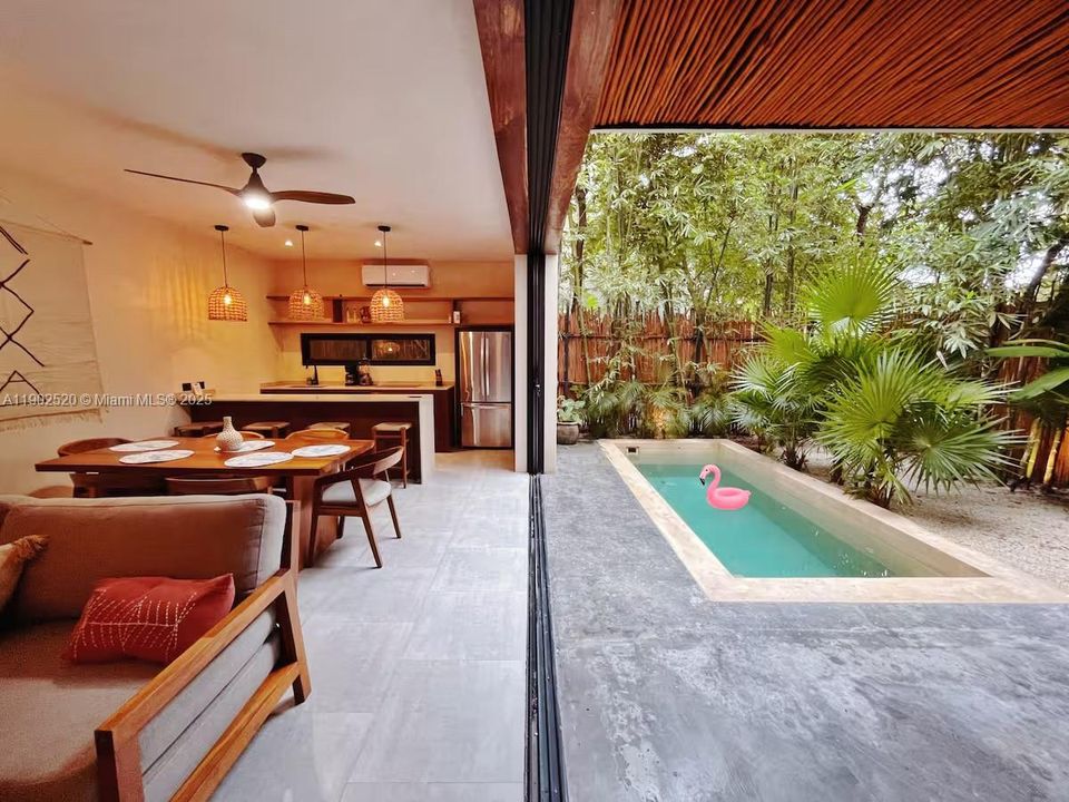 1st floor kitchen / dining / living