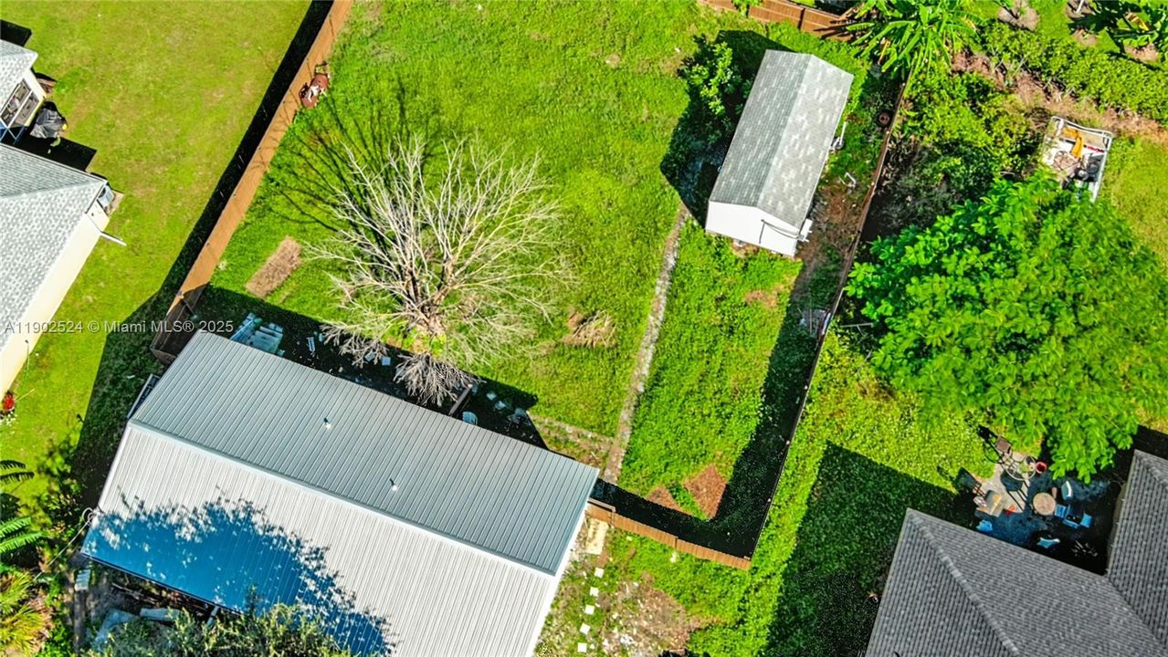 En Venta: $257,900 (4 camas, 2 baños, 1152 Pies cuadrados)