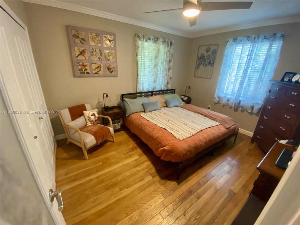 На продажу: $874,900 (3 спален, 2 ванн, 1234 Квадратных фут)