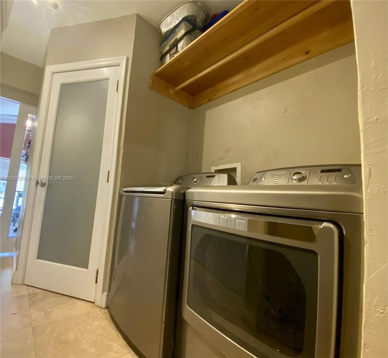 На продажу: $874,900 (3 спален, 2 ванн, 1234 Квадратных фут)