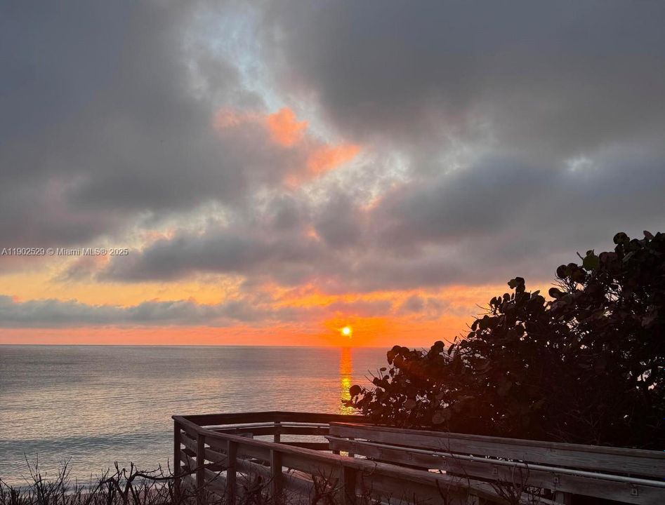 待售: $574,900 (2 贝兹, 2 浴室, 1475 平方英尺)