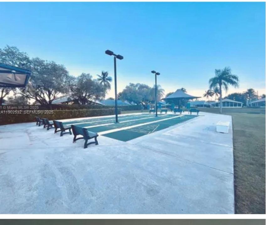 В аренду: $3,000 (4 спален, 3 ванн, 1833 Квадратных фут)