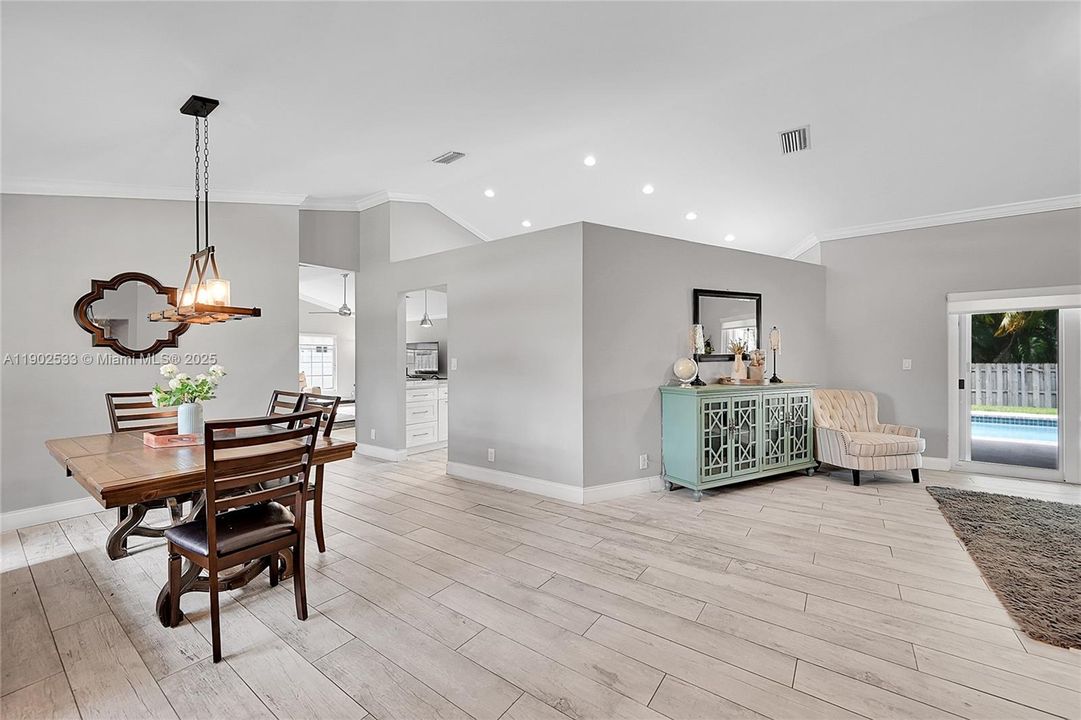 For Rent: $6,000 (4 beds, 2 baths, 2513 Square Feet)