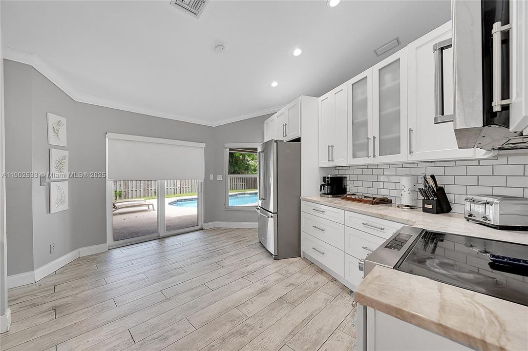 For Rent: $6,000 (4 beds, 2 baths, 2513 Square Feet)