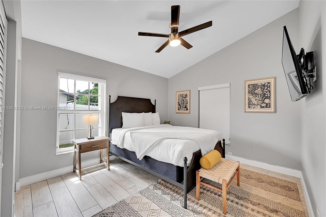 For Rent: $6,000 (4 beds, 2 baths, 2513 Square Feet)